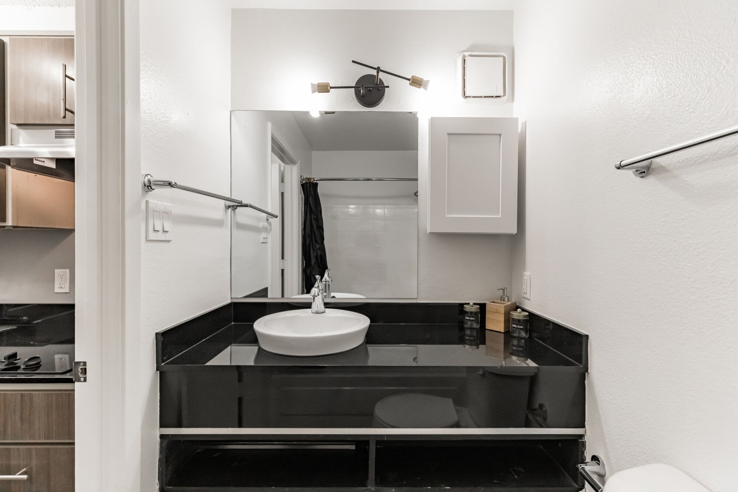 The Reveal at Rye Apartments Image 7