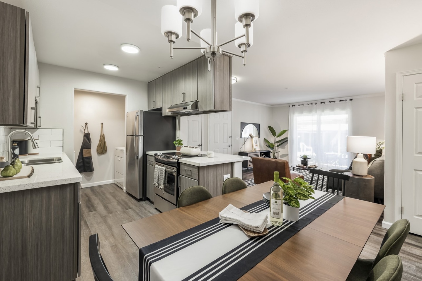 Canyon Creek Apartment Villages Image 3