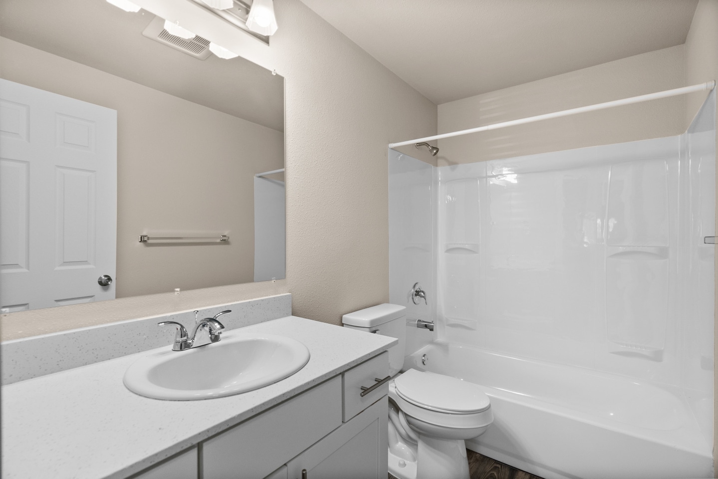 Crown Pointe Apartments Image 18