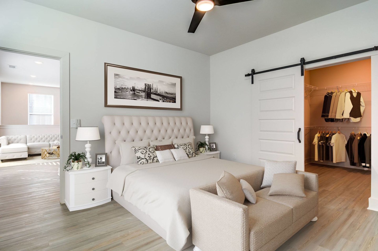 The Collins Luxury Apartments Image 7