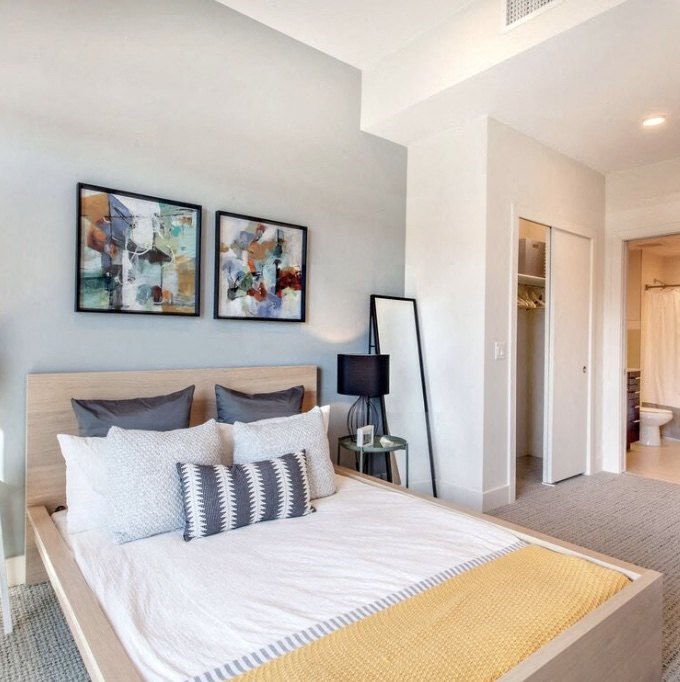 DELO Apartments Image 15