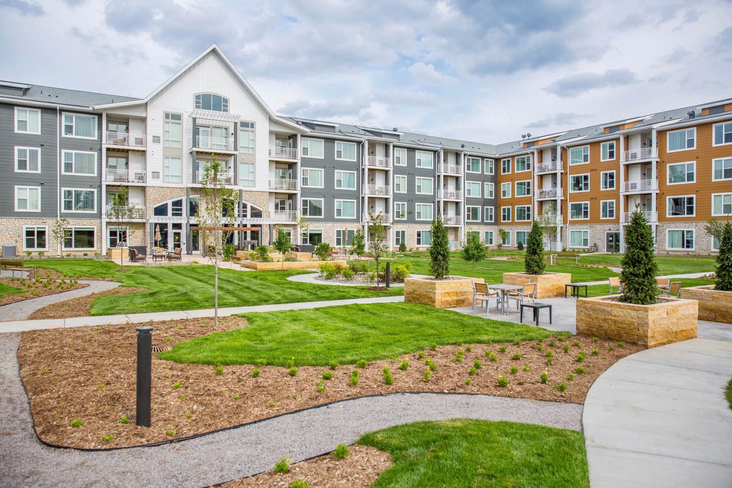 Senior & Affordable Housing - The Legends of Champlin Image 4