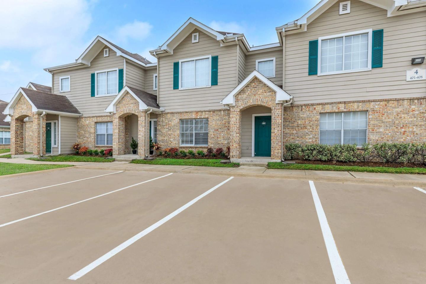 Town Park Townhomes Image 16