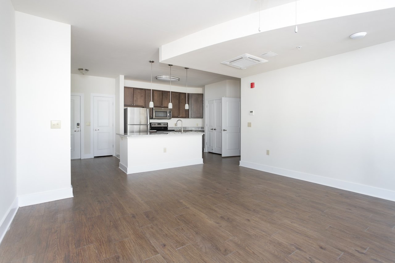 Town Station Lofts Image 9