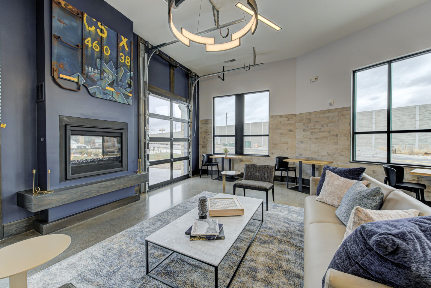 Pullman Pointe Image 14