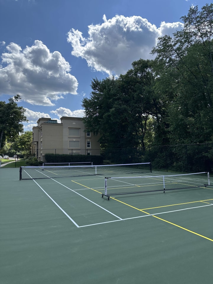 Gainsborough Court, Churchill Mews, and Copperfield Square Apartments & Townhomes Image 23