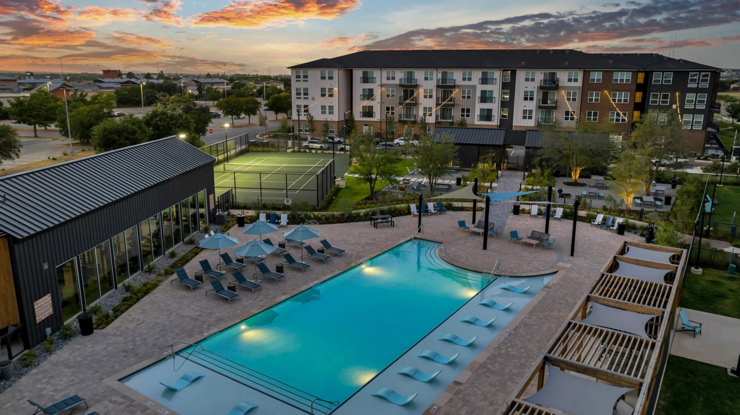 Lantana Round Rock Image 11