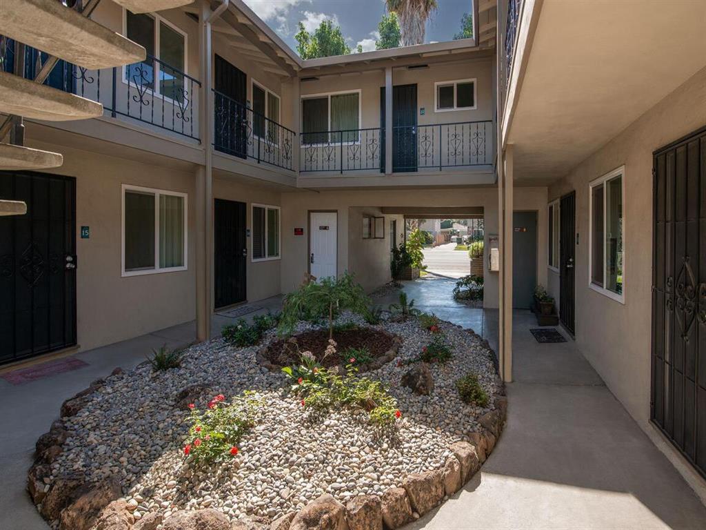 Hamilton Manor Apartments Image 8