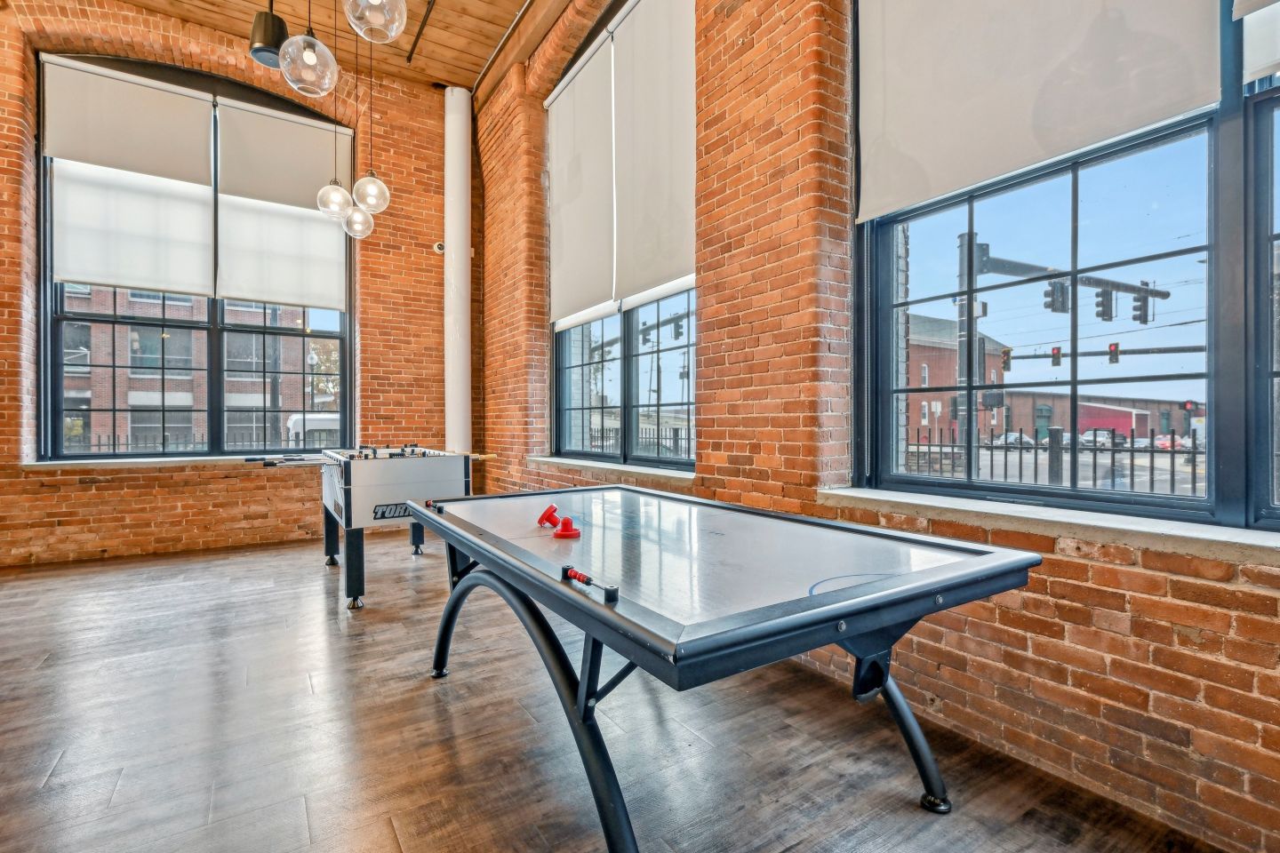 Riverwalk Apartments Image 48