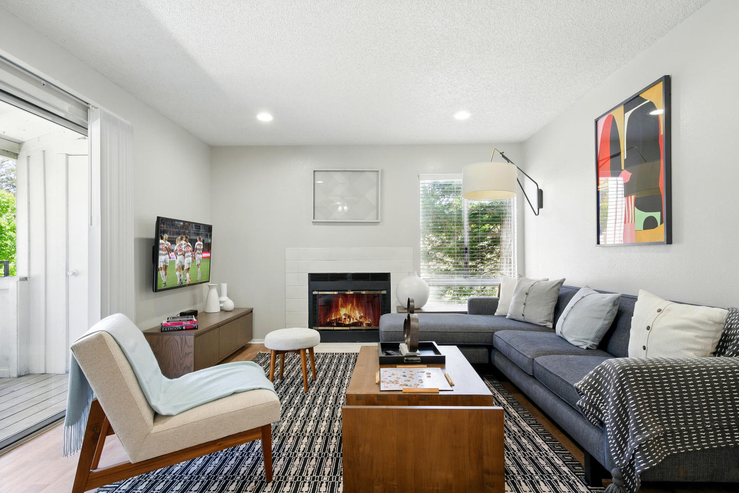 The Grove Luxury Apartments Image 29