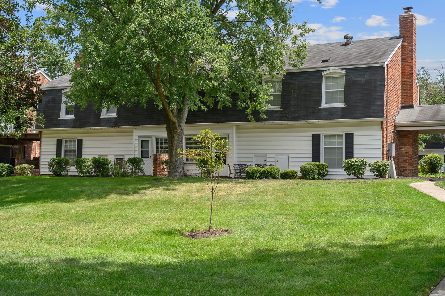 Olde Towne In Kenwood Image 28