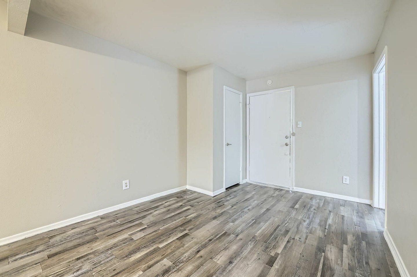 Ridgmar Oaks Image 43