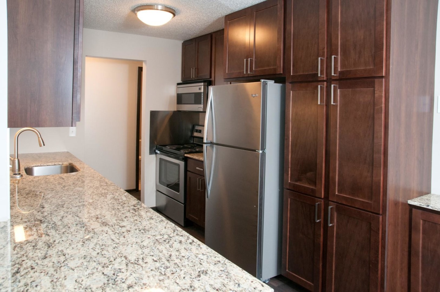 Eden Glen Apartments Image 9