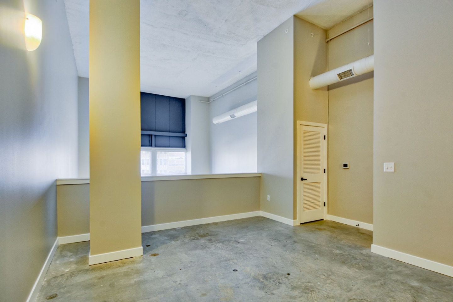 R & T Lofts Image 20