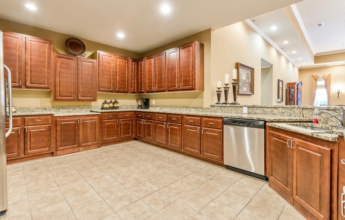 Parkland Manor - Senior & Affordable Housing Image 13