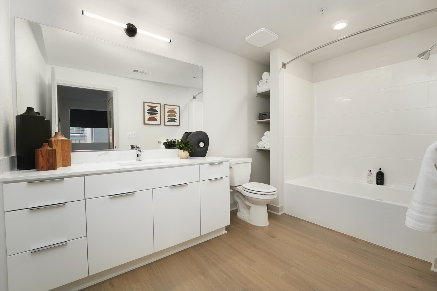 Millennium Apartments Image 19