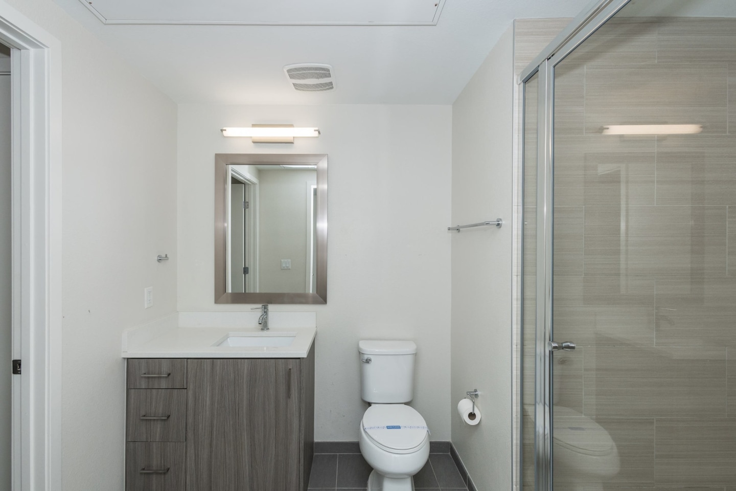 Colewood Apartments Image 8