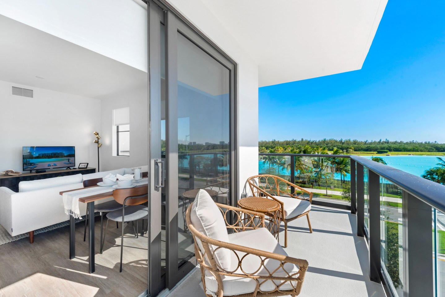 SoLe Mia Rentals Image 7