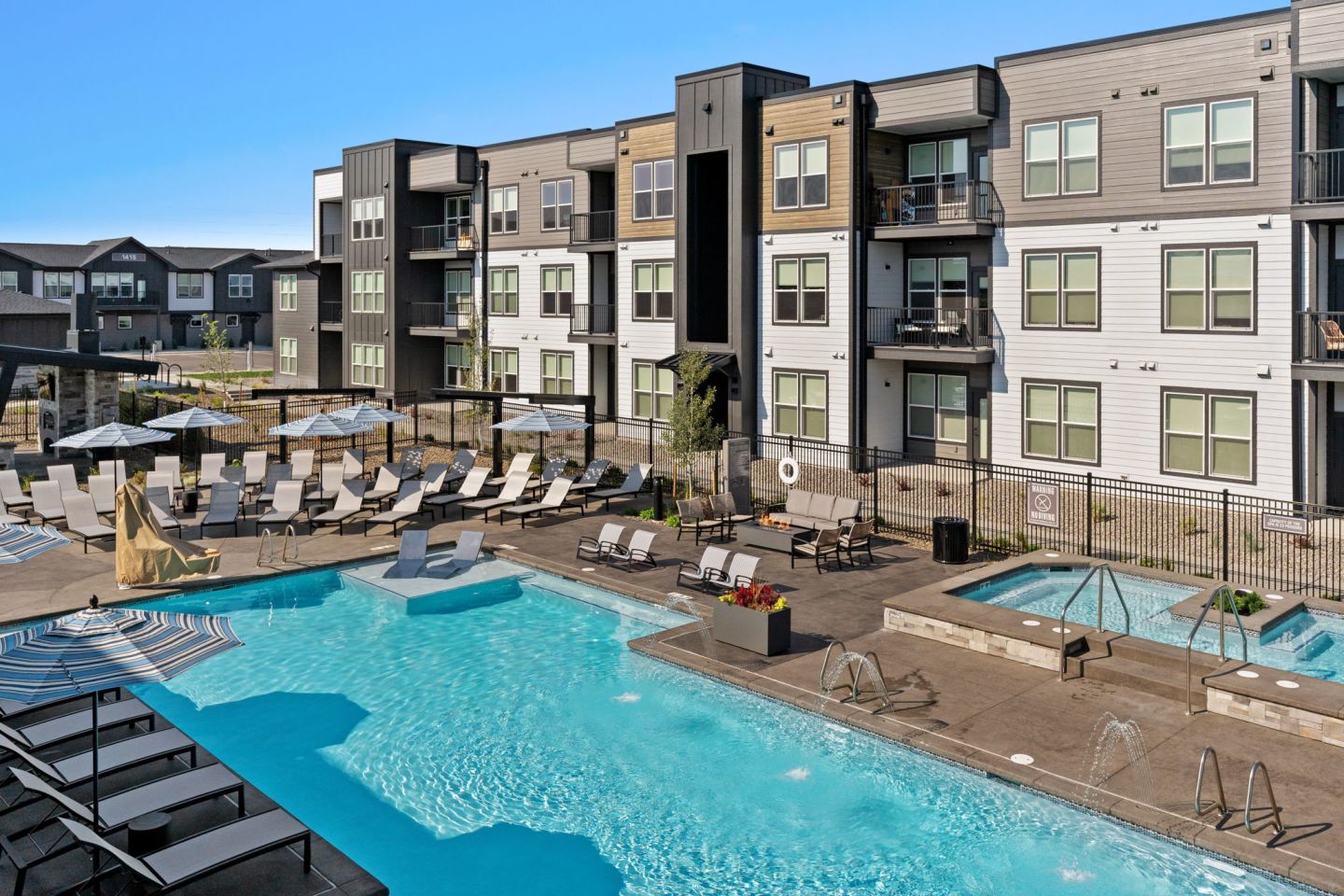 Northwest Crossing Apartments Image 38