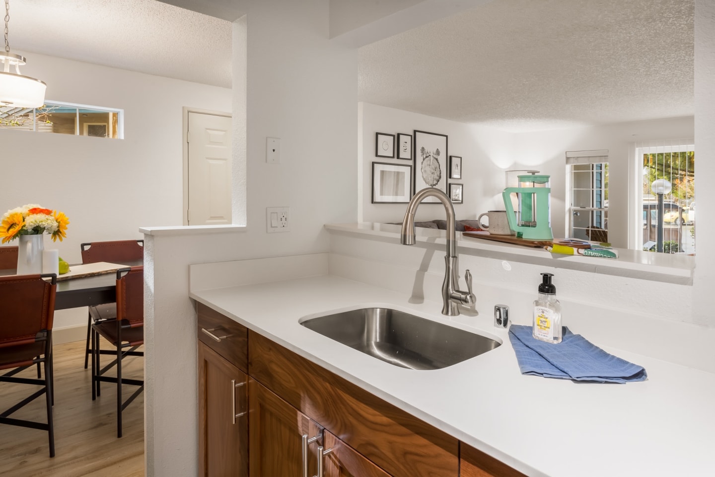 Artesia Apartments Image 3