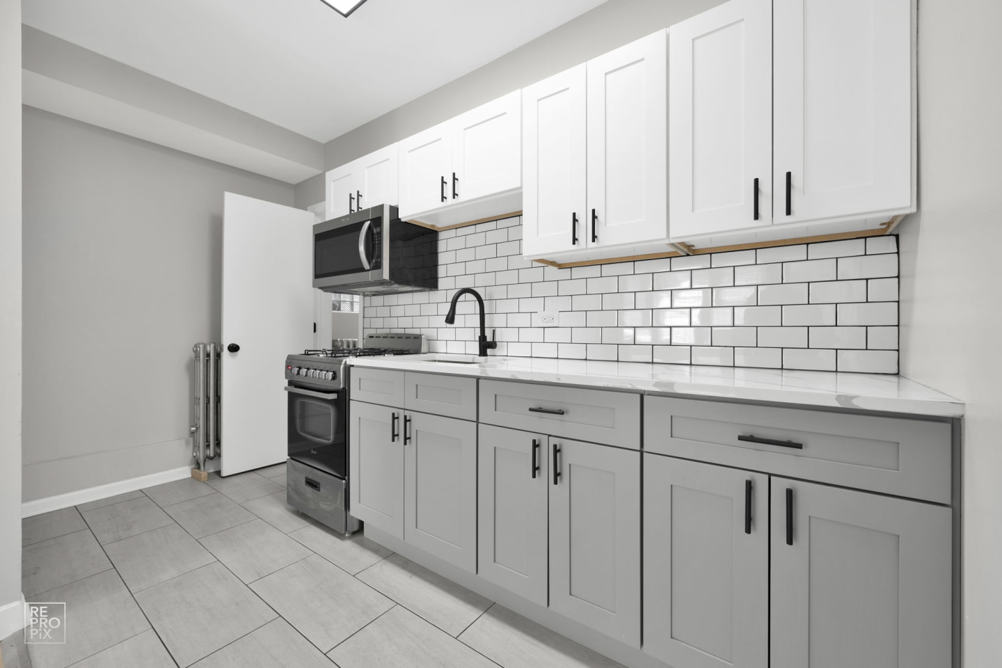 7715 South Shore Drive Image 1