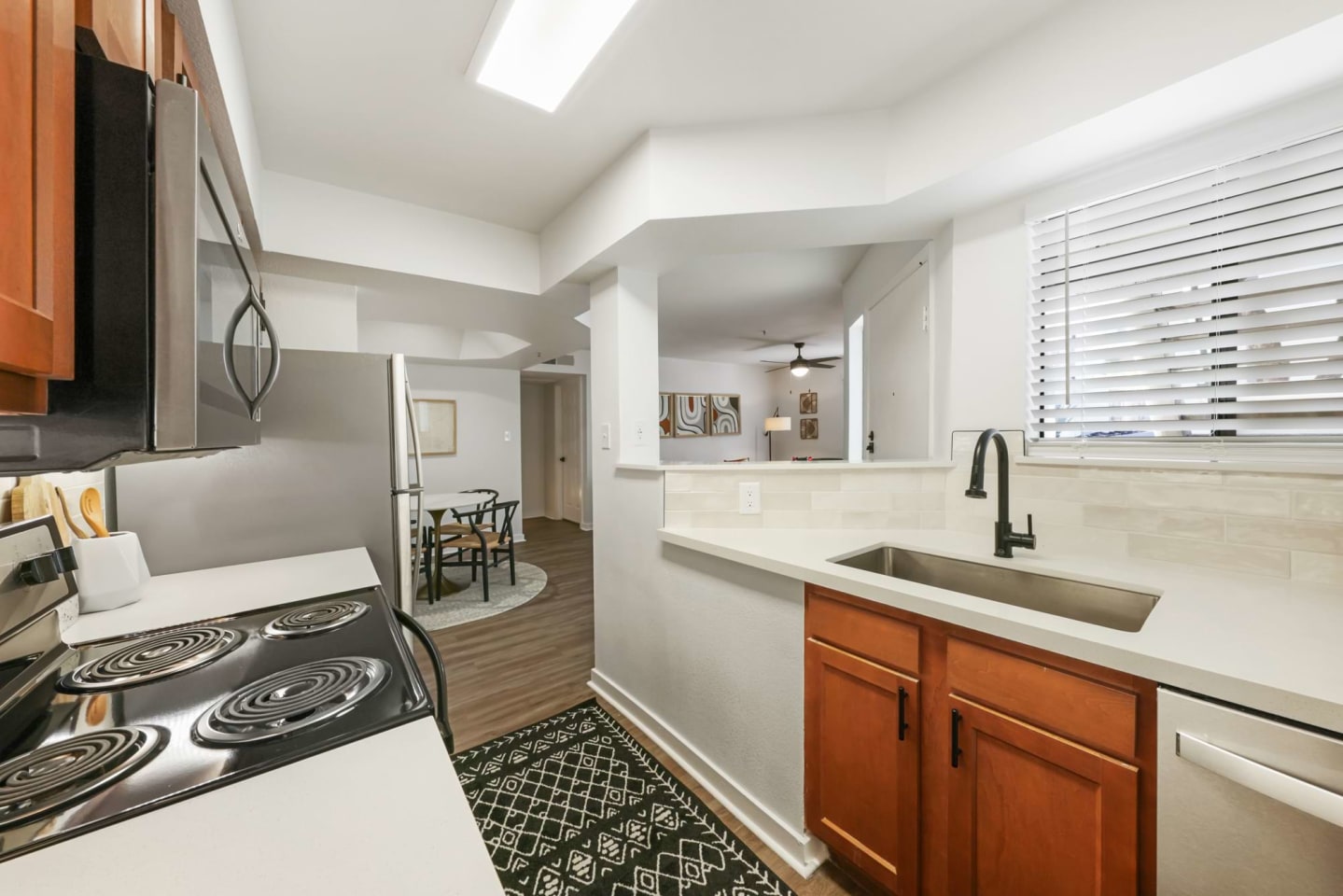 Cortland Scottsdale Mountain Image 2