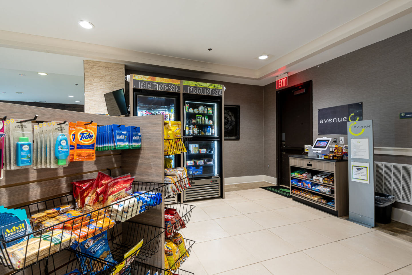 Apartments at Palladian Place Image 9