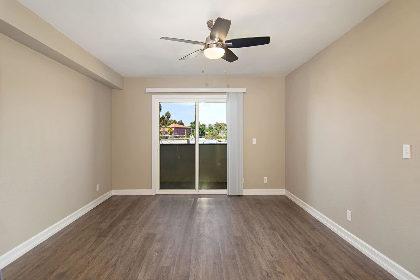 Pacific Cove Image 12