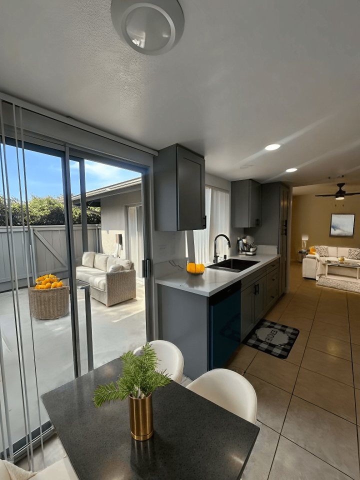 Coventry Square Apartments Image 3