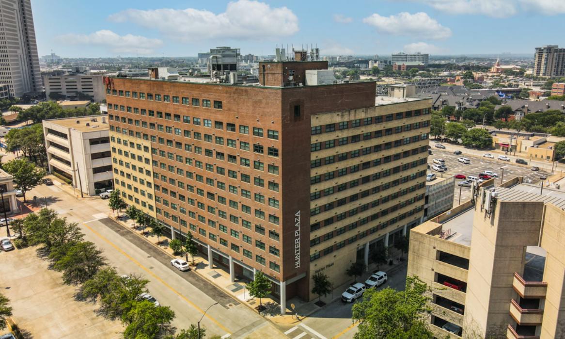 Hunter Plaza Image 17