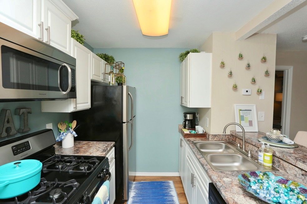Avenue 33 Apartments Image 8