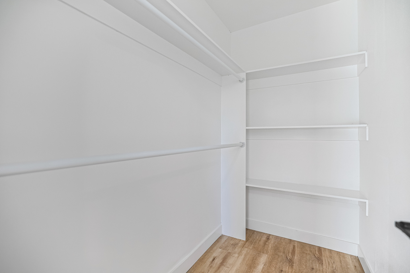 San Pasqual Apartments Image 38