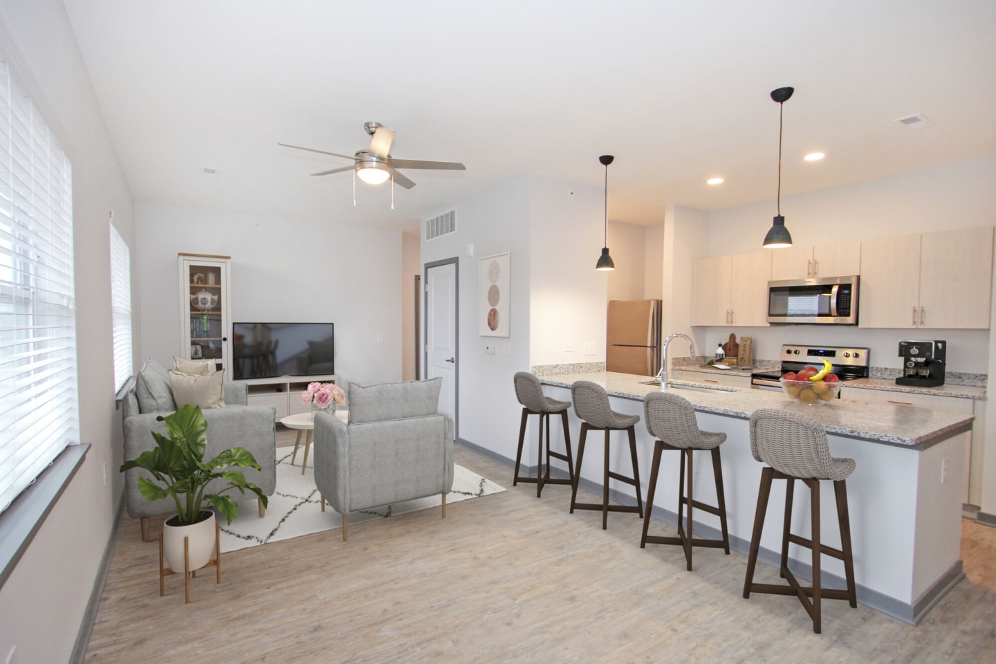 Wilshaw Apartments Image 9
