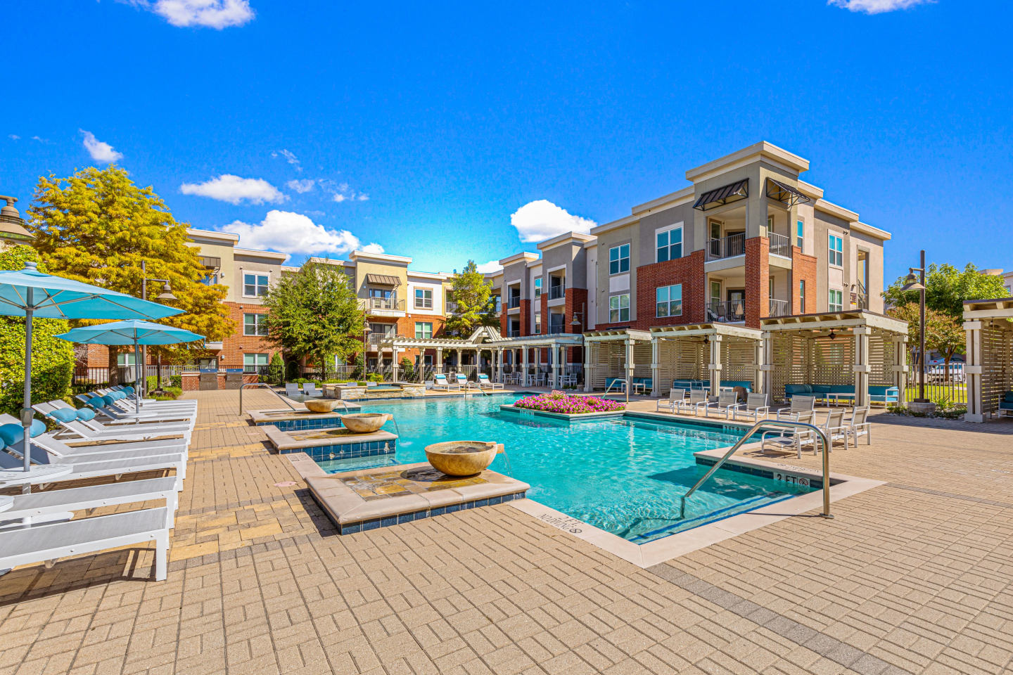 Bell Gateway Village Image 50