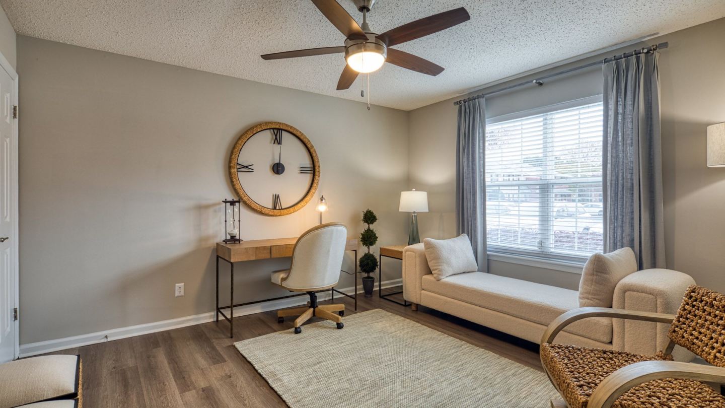 Holly Point Apartments Image 60