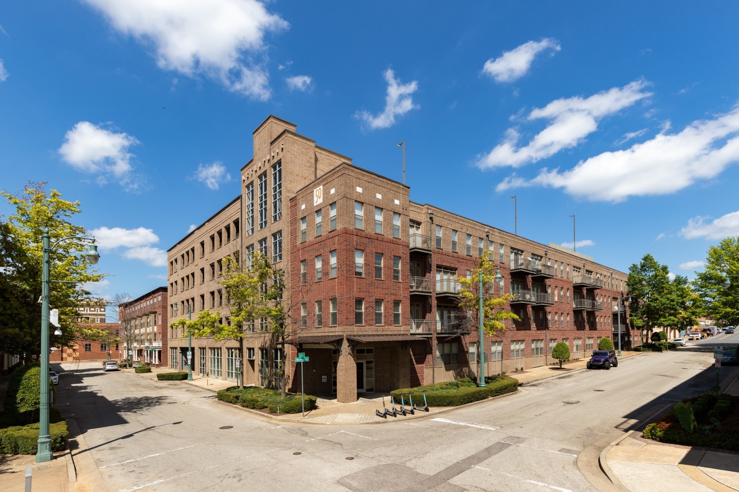 Fielder Square Image 42