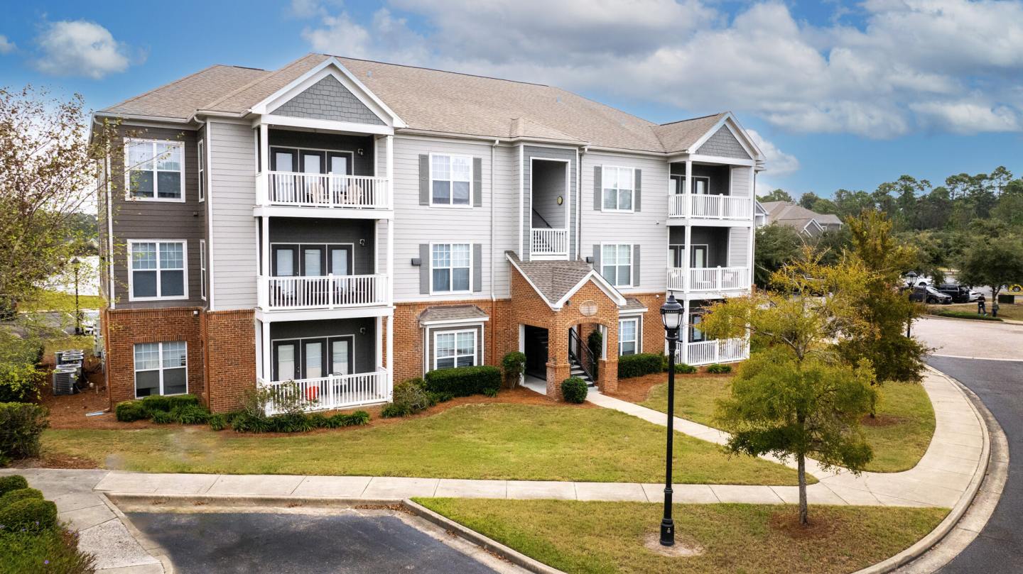 Odyssey Lake Apartments Image 43