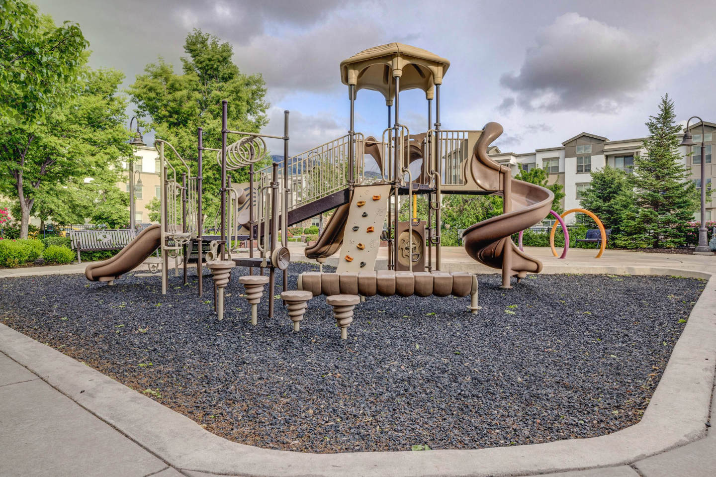 Park Lane Village Image 12