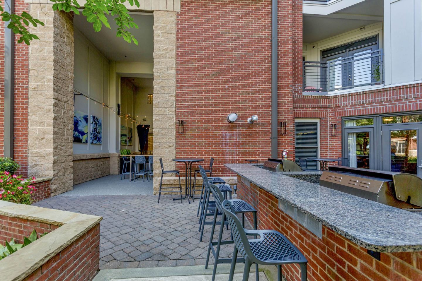 712 Tucker Image 78