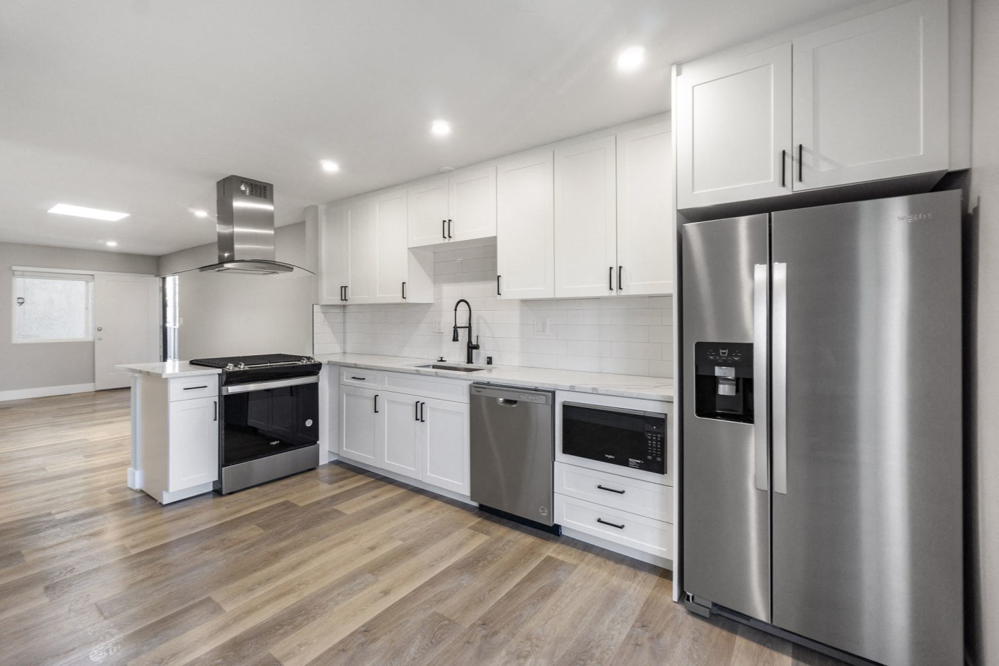 Ocean Breeze Terrace Image 1
