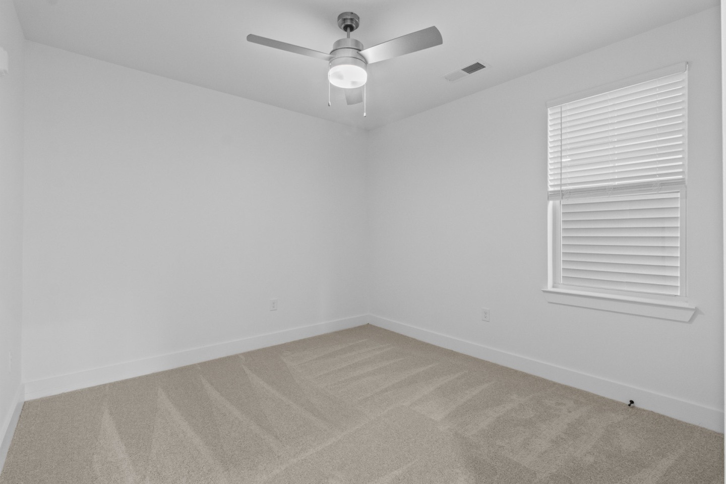 The Nixon Apartments Image 3