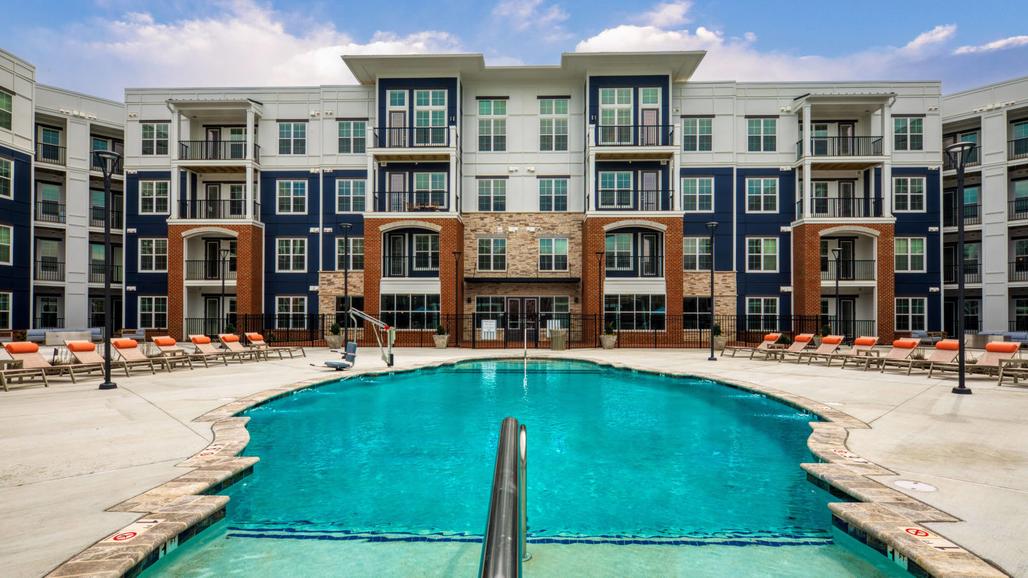 The Bella at Westchester Image 25
