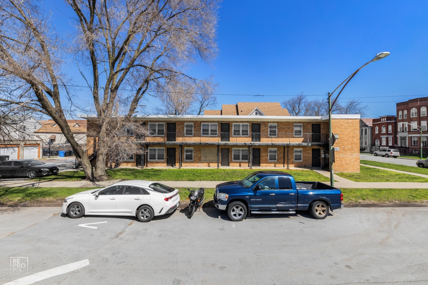 2920 E 90th St Image 1