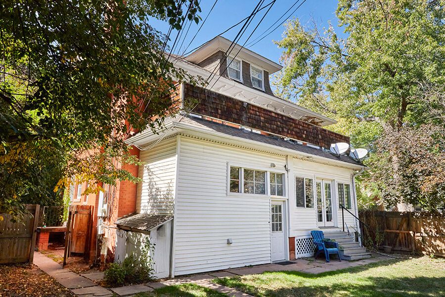 1376 N Williams St Image 10