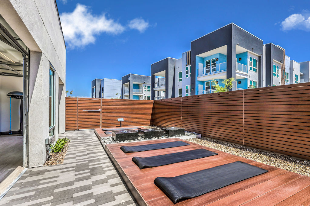 Ariva Luxury Residences Image 10