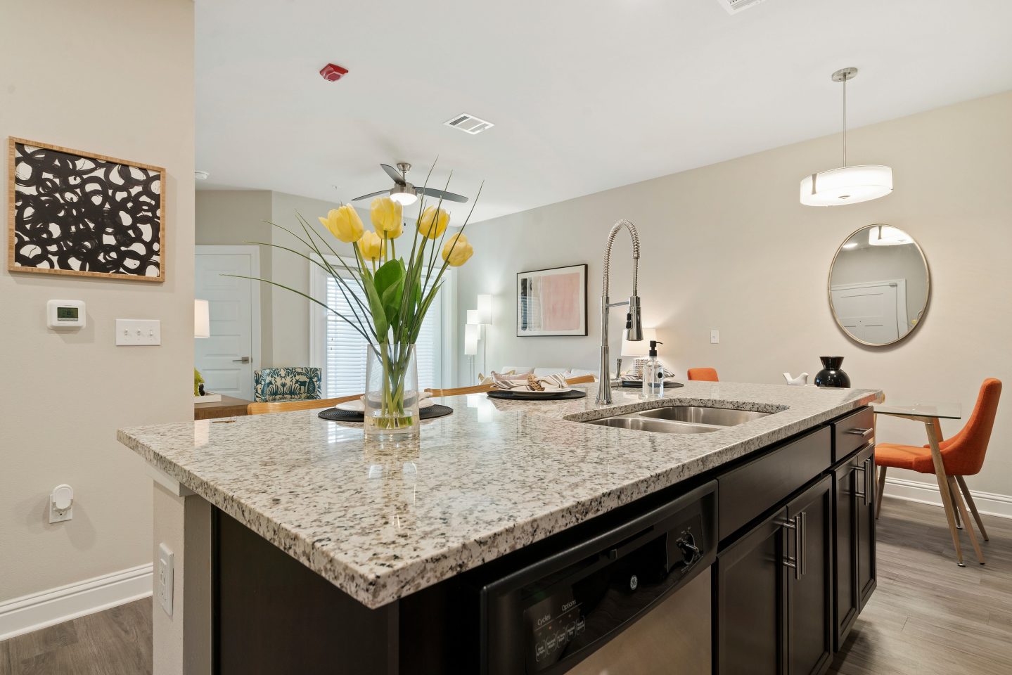 The Heights Luxury Apartments Image 33