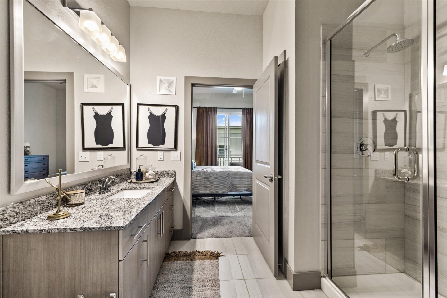 Shoreview Flats Image 23