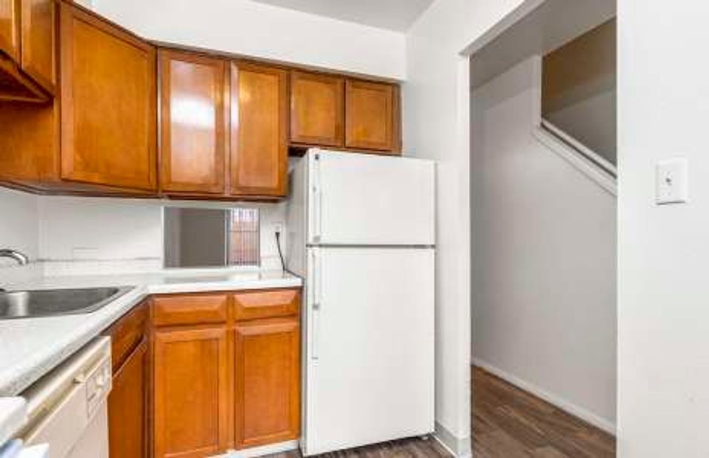 The Townhouse Apartment Homes Image 1