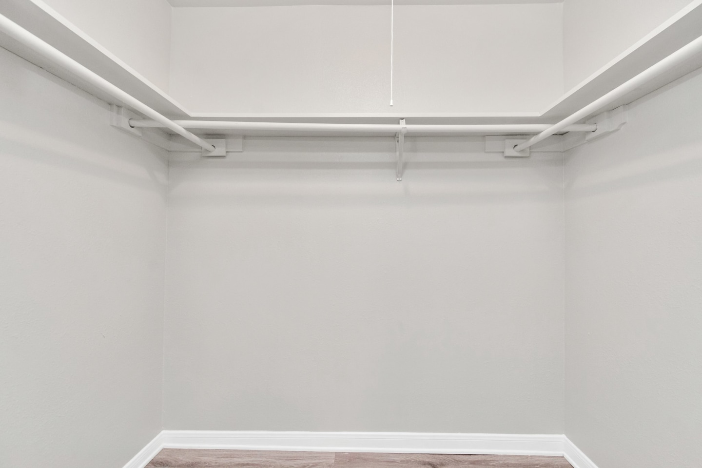 Post Oak Apartment Image 6