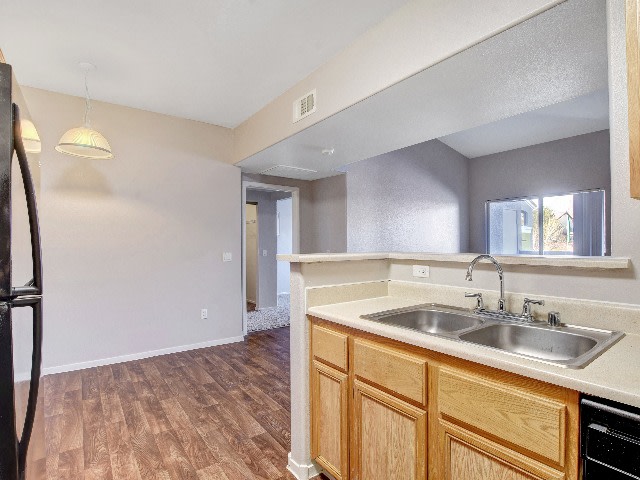 Tierra Villas at Lone Mountain Image 4
